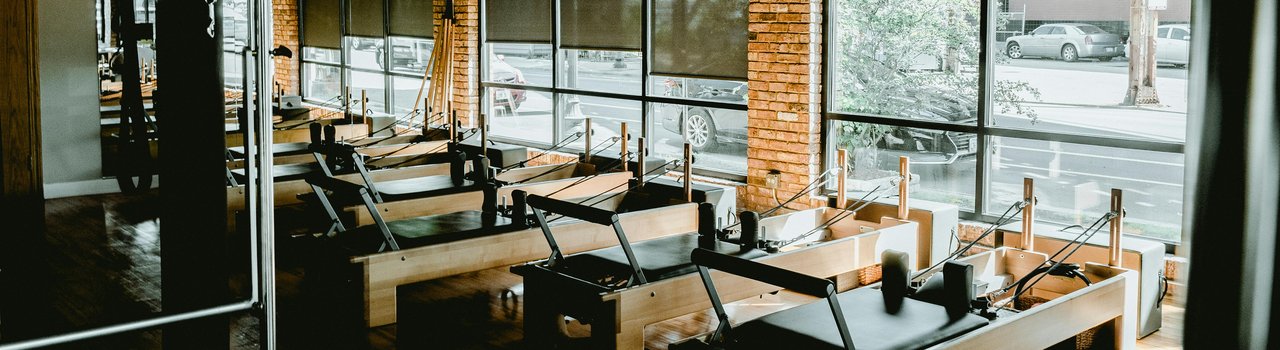 pexels-karlsolano-11036670